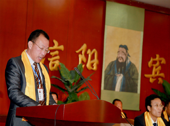 仁愛鑄造新輝煌 ——記河南永和建設集團有限公司黨支部書記、董事長孔德穩(wěn) 