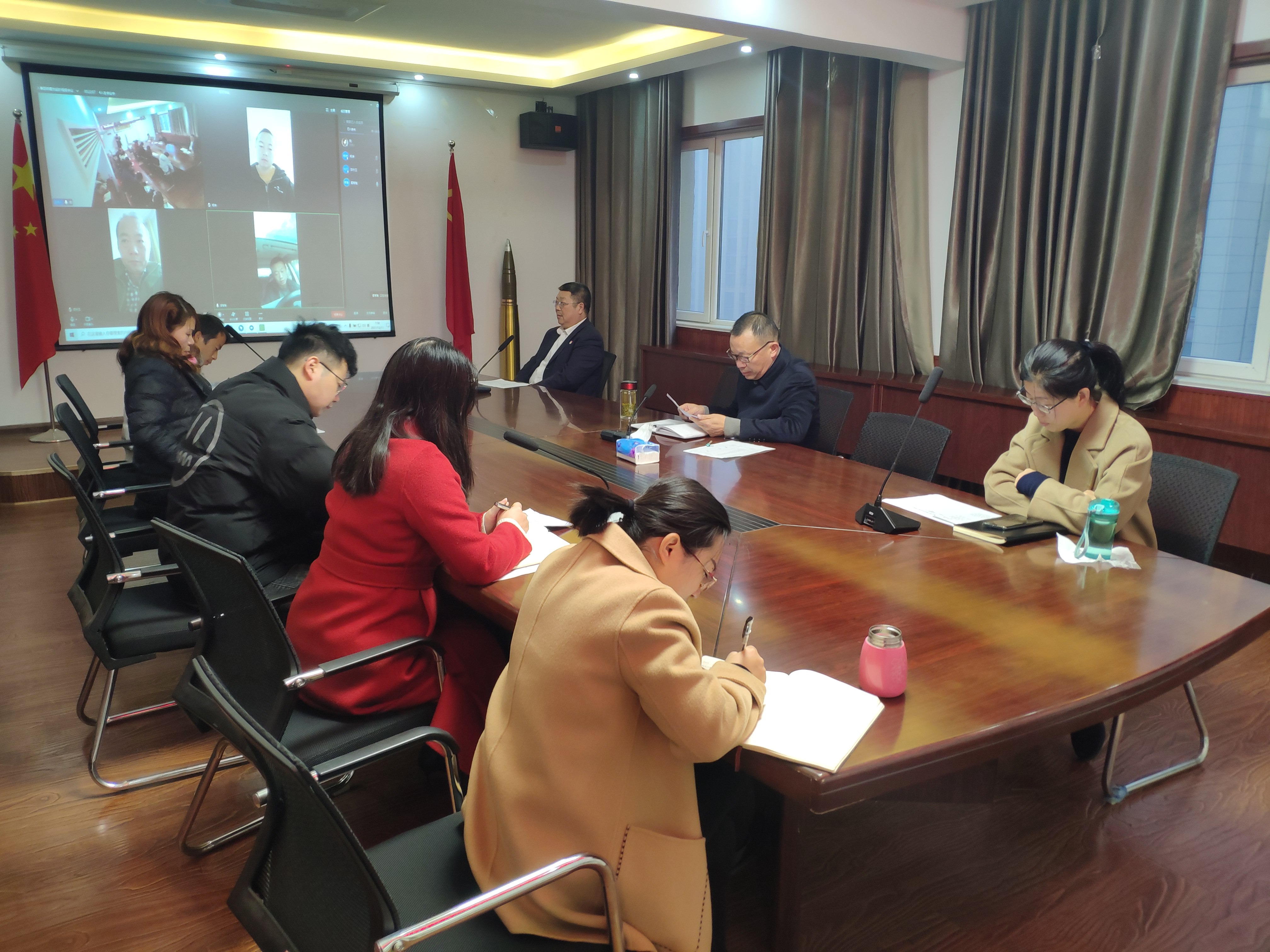 【資訊】今日，河南永和建設(shè)集團有限公司舉行周工作例會及黨支部培訓(xùn)會！
